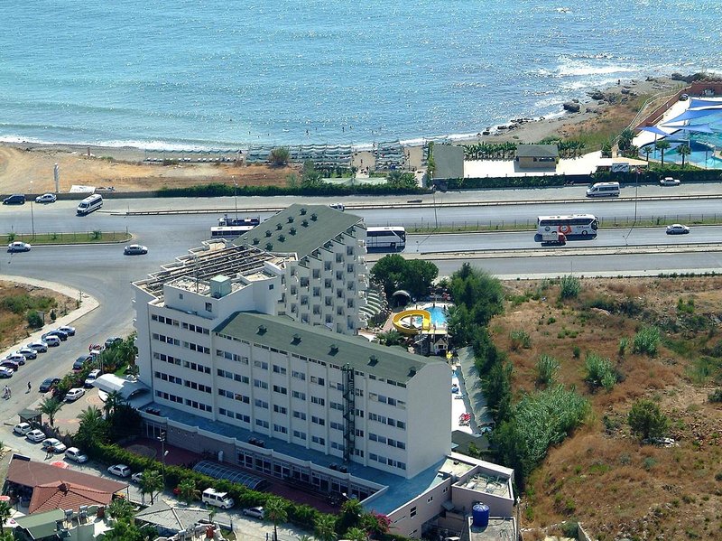 ASRIN BEACH HOTEL