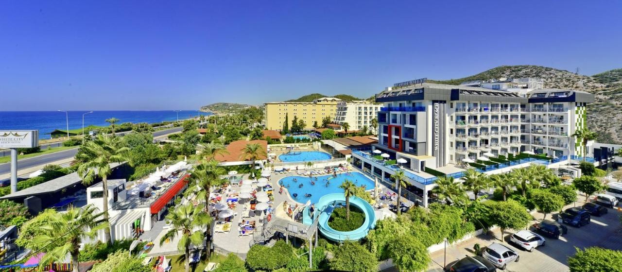 WHITE CITY BEACH HOTEL ADULT ONLY 16+
